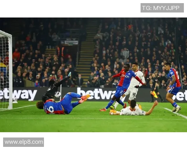 足总杯精彩对决曼城轻取里昂晋级引发全场热烈欢呼