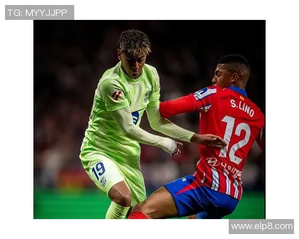 英超精彩对决那不勒斯绝杀巴萨帽子戏法引爆全场热情